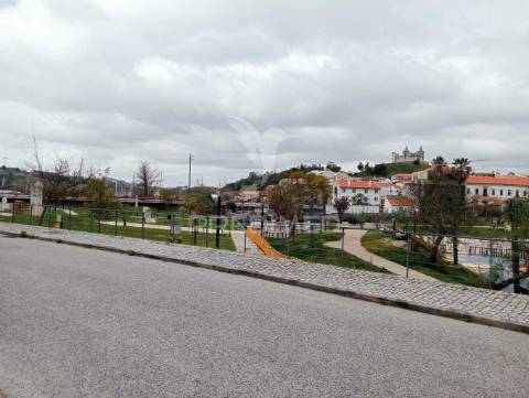 Lote urbano para construção  - porto de mós