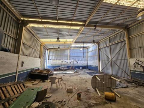Armazém 150m² | terreno 5000m² |  próximo à ponte vasco da gama!