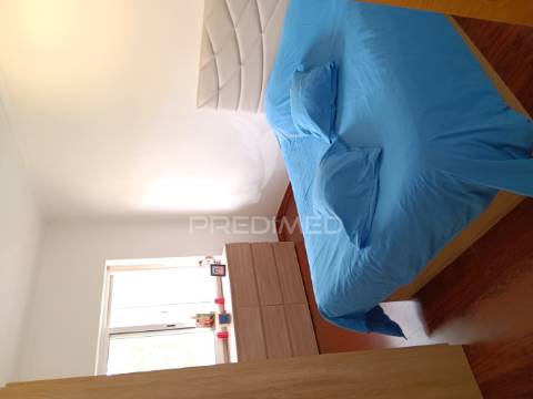 Apartamento t4 convertido  em t3 em feijó - laranjeiro