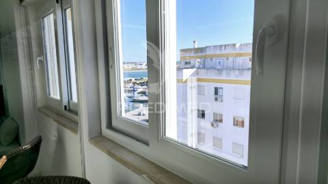 Fabulosa penthouse t2 c/ vista deslumbrante para o rio arade