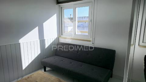 Fabulosa penthouse t2 c/ vista deslumbrante para o rio arade