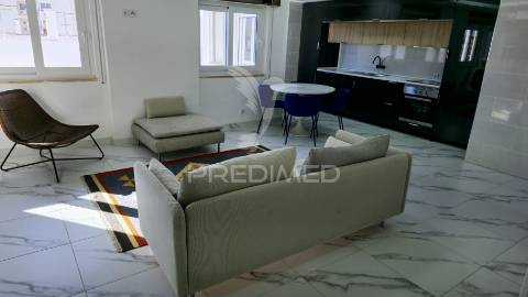 Fabulosa penthouse t2 c/ vista deslumbrante para o rio arade
