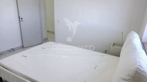 Fabulosa penthouse t2 c/ vista deslumbrante para o rio arade