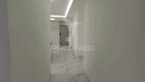 Fabulosa penthouse t2 c/ vista deslumbrante para o rio arade