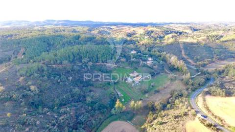 Monte alentejano a 20 km de vila nova de milfontes