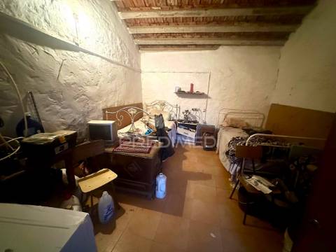 Monte alentejano a 20 km de vila nova de milfontes