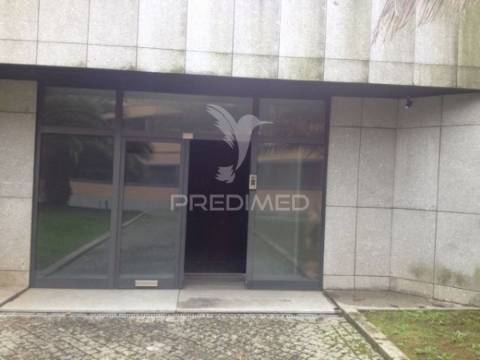 Escritório no centro da cidade de vila nova de gaia, porto