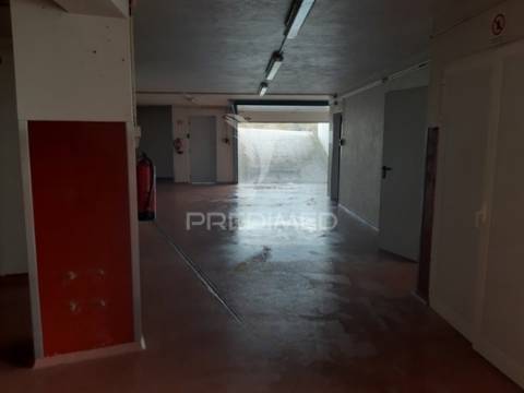 Loja, sanfins lamoso codessos, paços de ferreira, porto