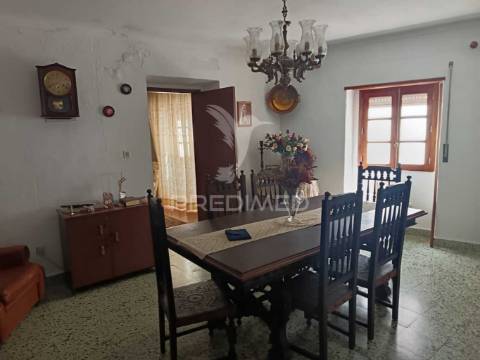 Moradia típica no centro histórico de elvas - oportunidade única