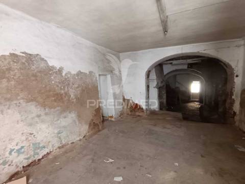 Moradia típica no centro histórico de elvas - oportunidade única