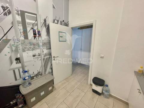 Espaço comercial com 121m2 no centro do carregado