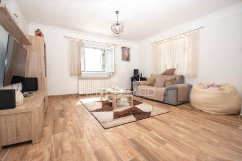 Moradia t3 em celorico da beira