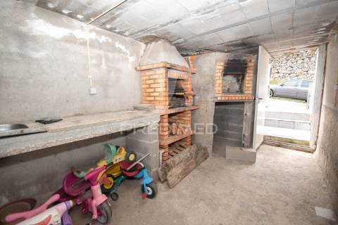 Moradia t3 em celorico da beira