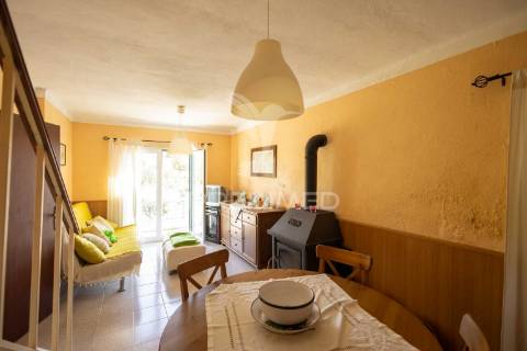 Moradia t2 com quintal e garagem