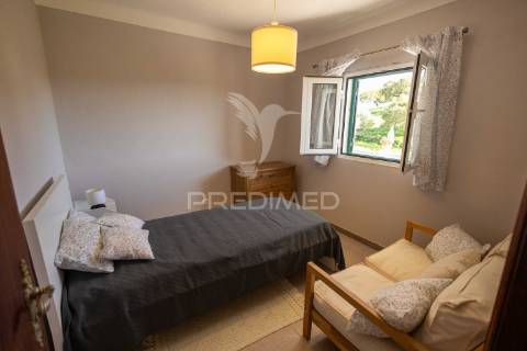 Moradia t2 com quintal e garagem