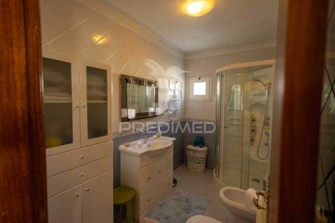 Moradia t2 com quintal e garagem