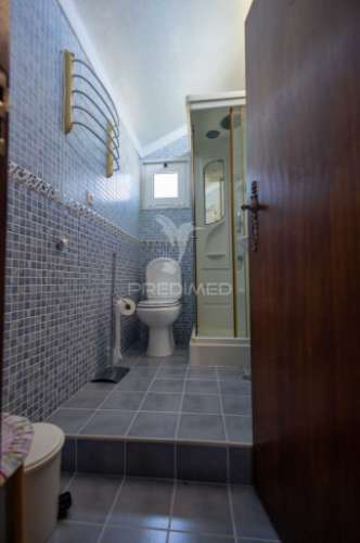 Moradia t2 com quintal e garagem