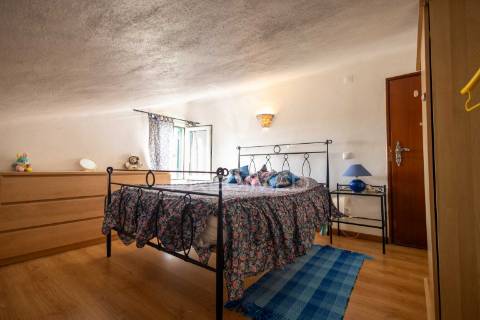 Moradia t2 com quintal e garagem