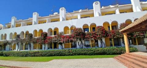 Estúdio t0 à venda , sítio do canada, golden club cabanas