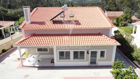 Moradia t5 caldas da rainha