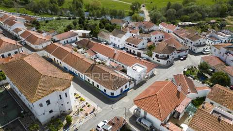 Moradia antiga t3 com logradouro em santa clara-a-velha