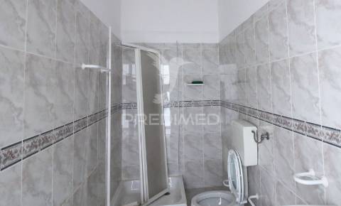 Moradia antiga t3 com logradouro em santa clara-a-velha