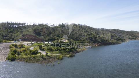 Moradia antiga t3 com logradouro em santa clara-a-velha