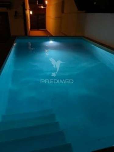 Excelente moradia em entradas/alentejo