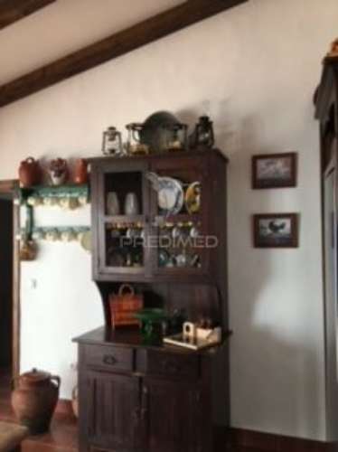 Excelente moradia em entradas/alentejo