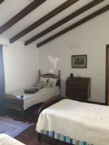 Excelente moradia em entradas/alentejo