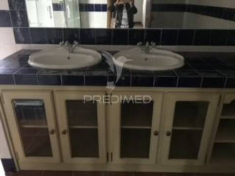 Excelente moradia em entradas/alentejo