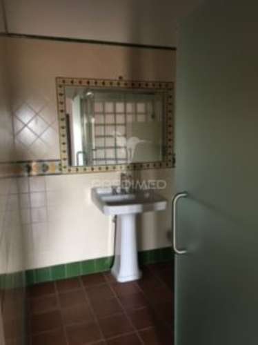 Excelente moradia em entradas/alentejo