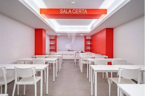 Escritório com 2 pisos no centro do funchal