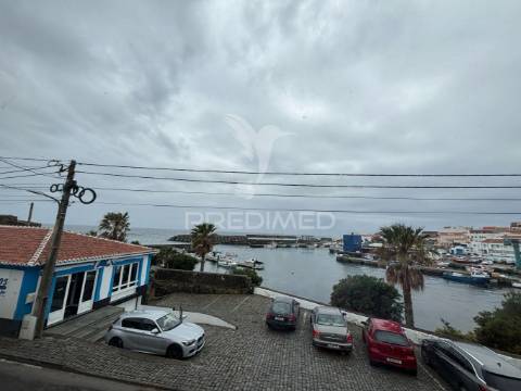 Oportunidade única em são mateus – prédio frente-mar com vista deslumbrante!