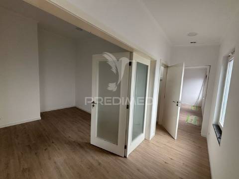 Oportunidade única em são mateus – prédio frente-mar com vista deslumbrante!