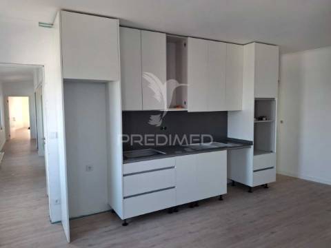 Oportunidade única em são mateus – prédio frente-mar com vista deslumbrante!