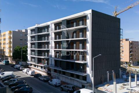 Encontre o seu espaço...fantástico apartamento novo,