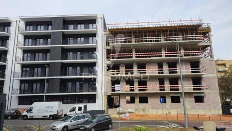 Encontre o seu espaço...fantástico apartamento novo,