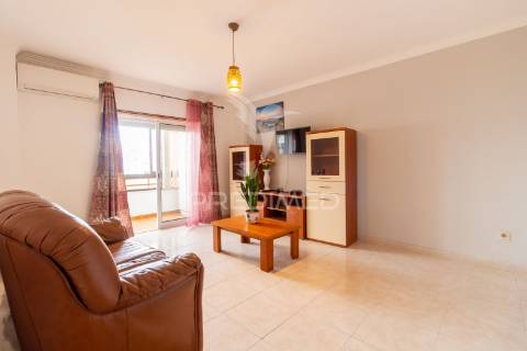 Apartamento t2 com box no  feijó - almada