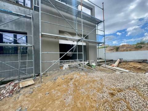 Moradia t4 de luxo pinhal do general