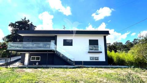 Moradia t5 com piscina