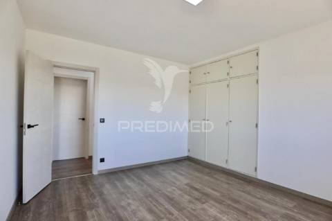 Moradia t5 com piscina