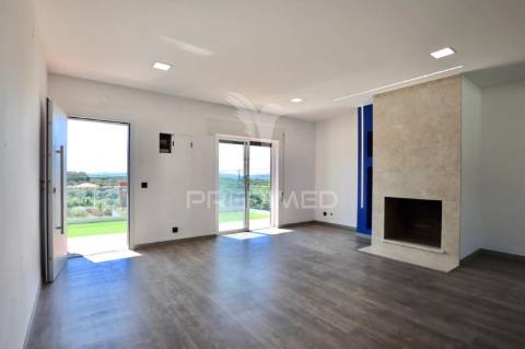 Moradia t5 com piscina