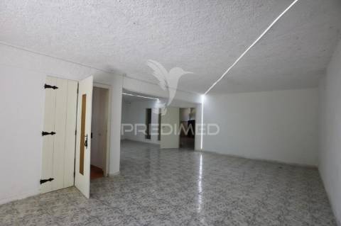 Moradia t5 com piscina