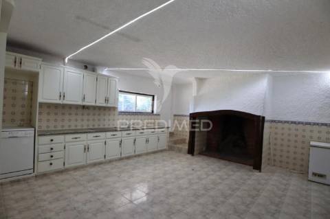 Moradia t5 com piscina