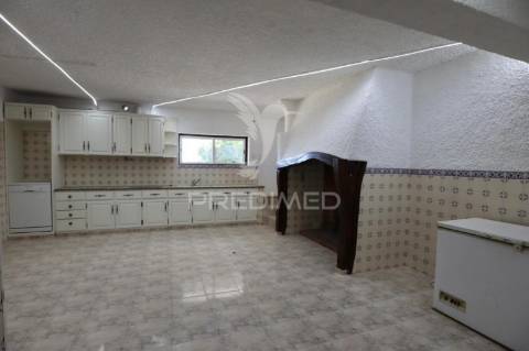 Moradia t5 com piscina