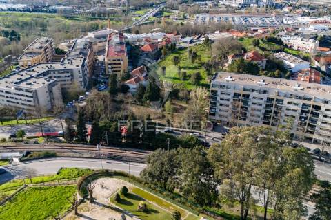 Terreno com 4614 m2 para construção no centro de guimarães