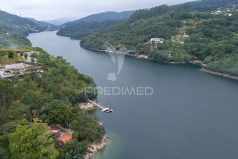 Moradia t3, venda, caniçada, gerês