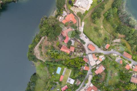 Moradia t3, venda, caniçada, gerês