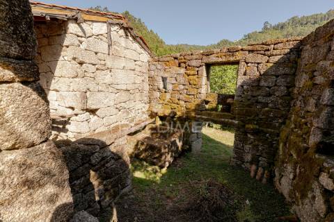 Moradia t3, venda, caniçada, gerês